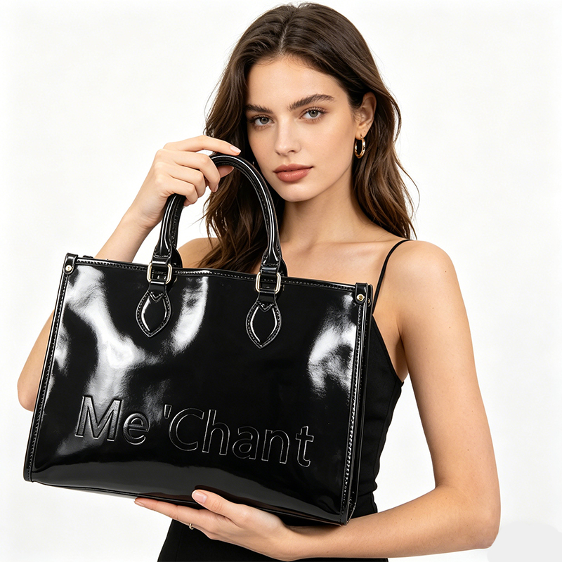 حقيبة يد نسائية سوداء لامعة من - مراجعة Structured Handbag Top Handle وسعره