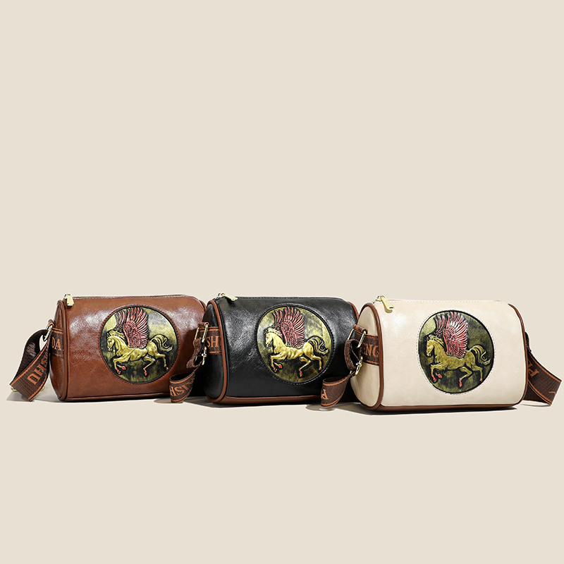 حقيبة كتف جلدية منقوشة بتصميم  - مراجعة Luxury Bags Hand Painted وسعره