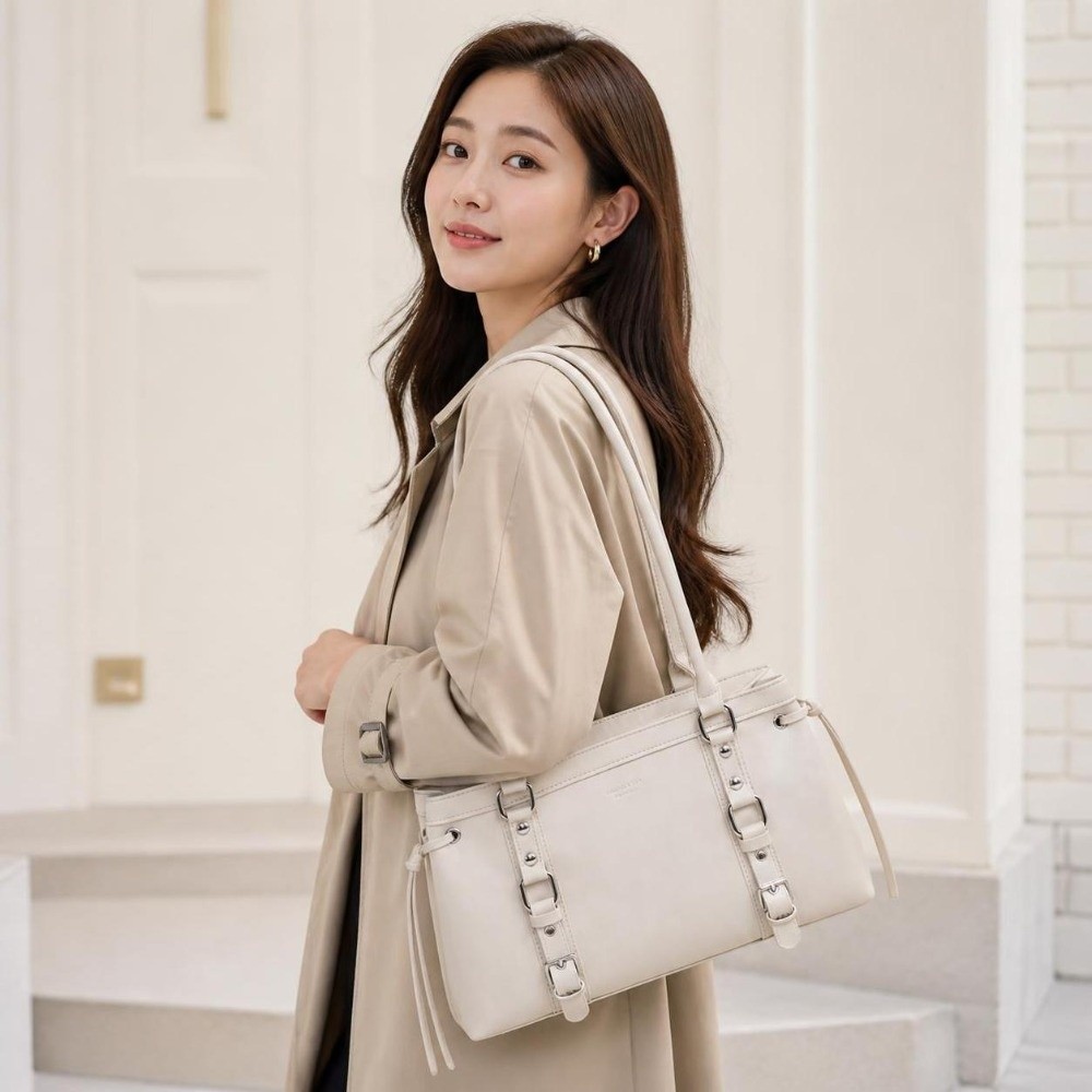 حقيبة يد نسائية متينة ذات شكل  - مراجعة Structured Handbag Top Handle وسعره