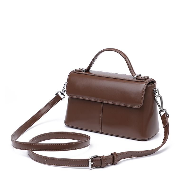 حقيبة يد نسائية جلدية بنية بمق - مراجعة Structured Handbag Top Handle وسعره