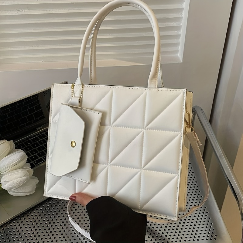حقيبة يد أنيقة مبطنة، حقيبة كت - مراجعة Structured Handbag Top Handle وسعره