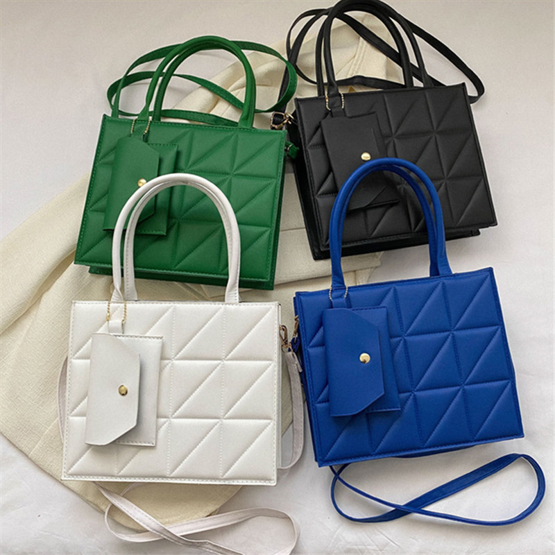 حقيبة يد أنيقة مبطنة، حقيبة كت - مراجعة Structured Handbag Top Handle وسعره