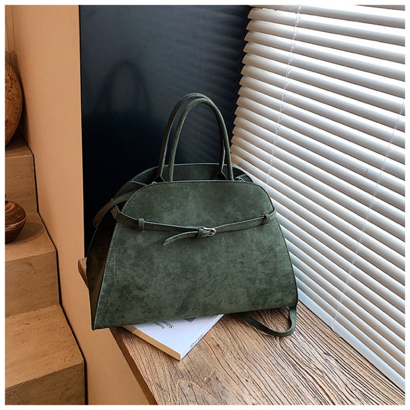حقيبة يد مصممة على شكل قبة مع  - مراجعة Structured Handbag Top Handle وسعره