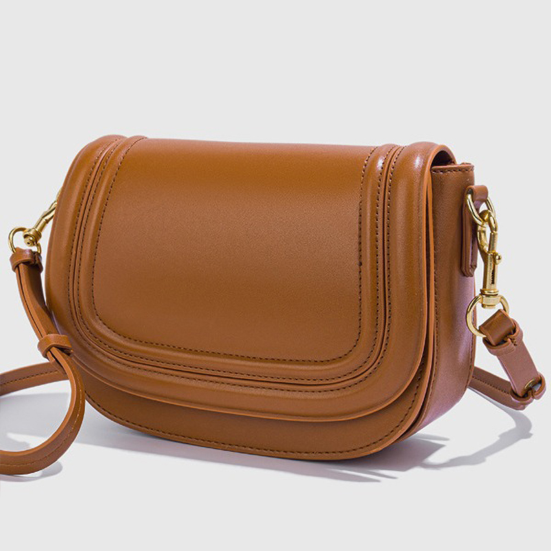 حقيبة كتف نسائية بتصميم بسيط و - مراجعة Luxury Bags Vegan وسعره