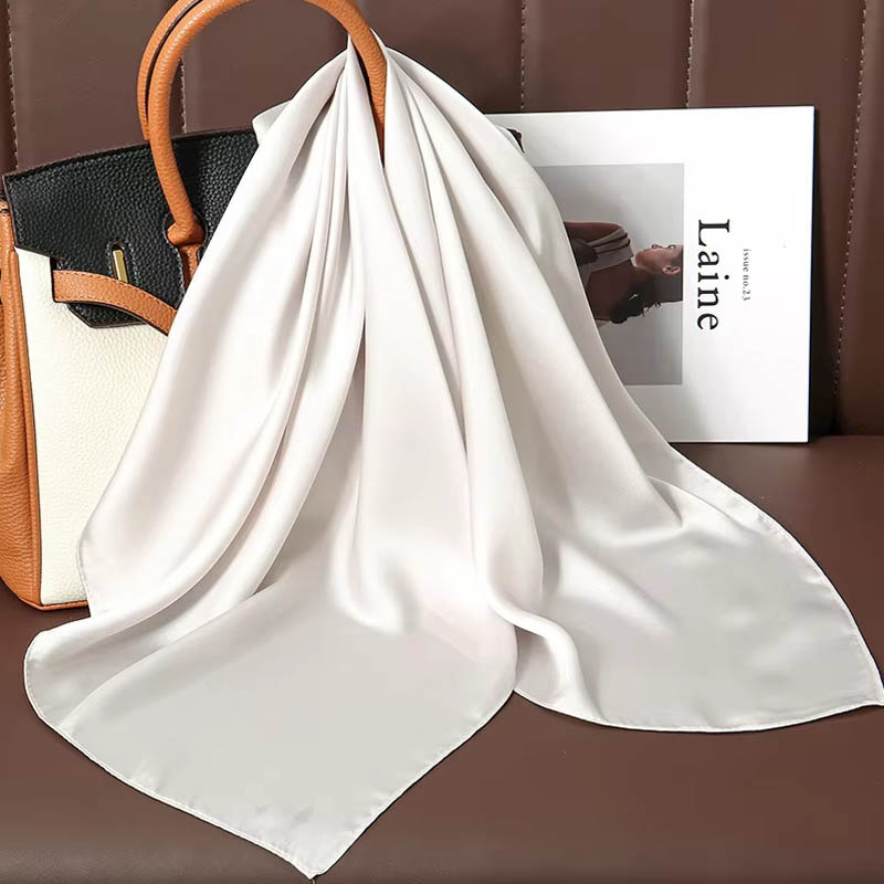 الفاخرة بلون الحرير وشاح مربع  - مراجعة Luxury Bags China وسعره