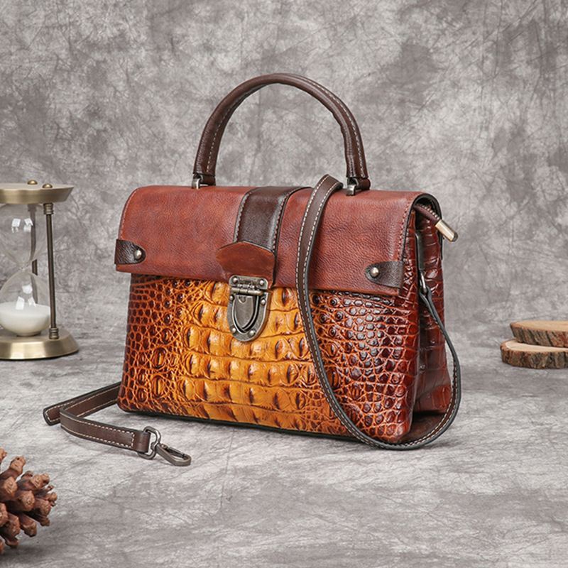 حقائب يد فاخرة من جوناتشر بنمط - مراجعة Luxury Bags Hand Painted وسعره