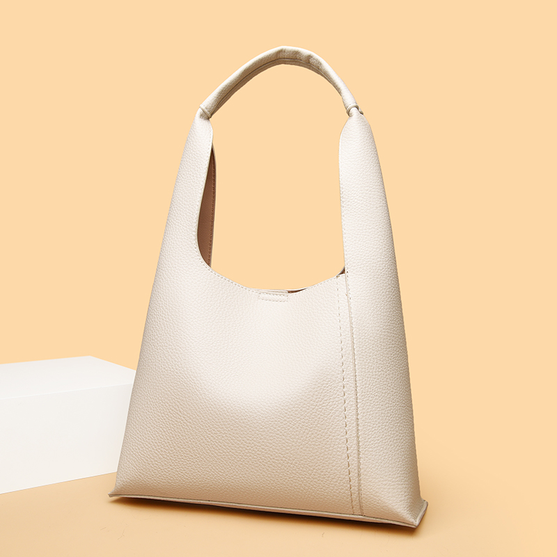 حقائب هوبو توت إصدار محدود فاخ - مراجعة Luxury Bags Limited Edition وسعره