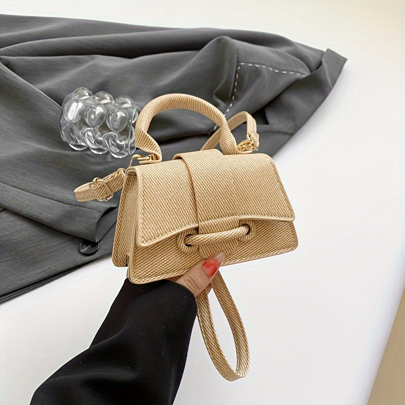 حقيبة يد نسائية صغيرة منسوجة أ - مراجعة Structured Handbag Top Handle وسعره