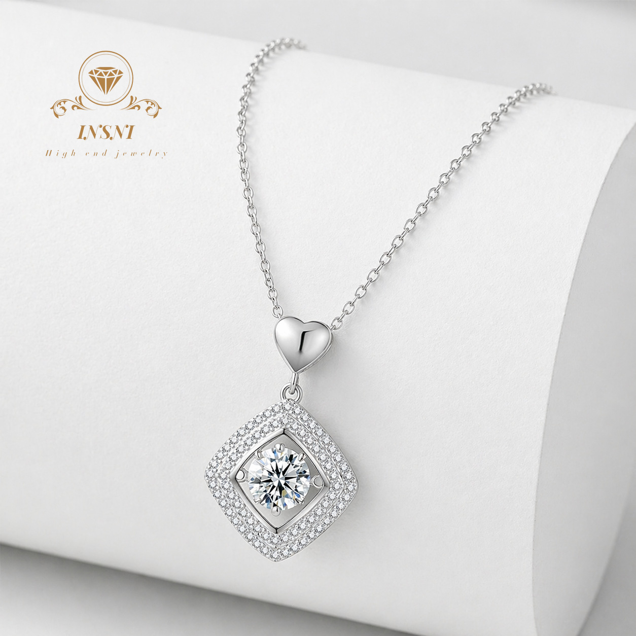 قلادة فضة S925 ذكية بحجر الموي - مراجعة Luxury Bags Affordable وسعره
