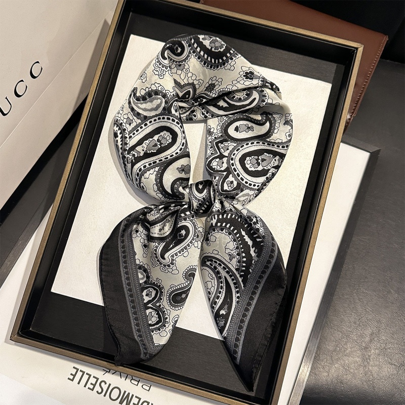 وشاح ساتان فاخر مربع الشكل بنق - مراجعة Luxury Bags China وسعره