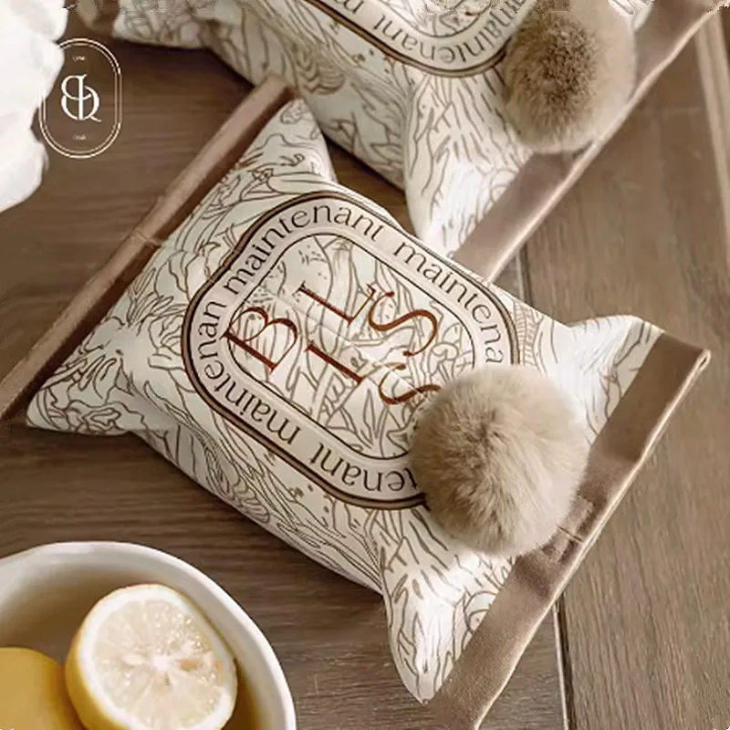 علبة مناديل فاخرة خفيفة على ال - مراجعة Luxury Bags Hand Painted وسعره
