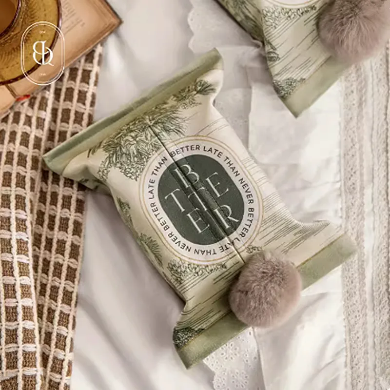علبة مناديل فاخرة خفيفة على ال - مراجعة Luxury Bags Hand Painted وسعره