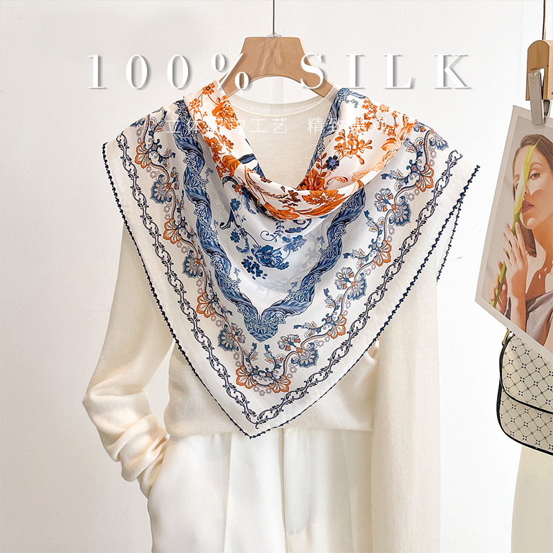 وشاح مربع فاخر من حرير التوت 1 - مراجعة Luxury Bags China وسعره