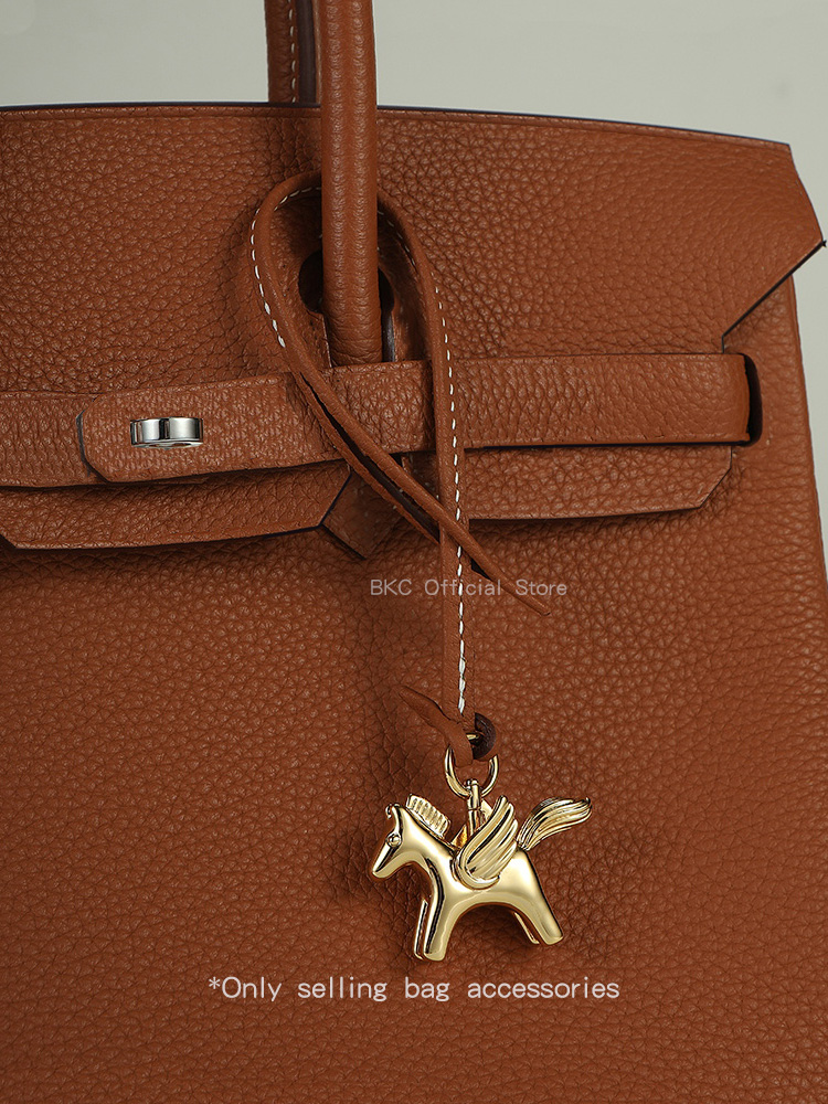 تعليقة حقيبة فاخرة من النحاس ع - مراجعة Luxury Bags Hermes وسعره