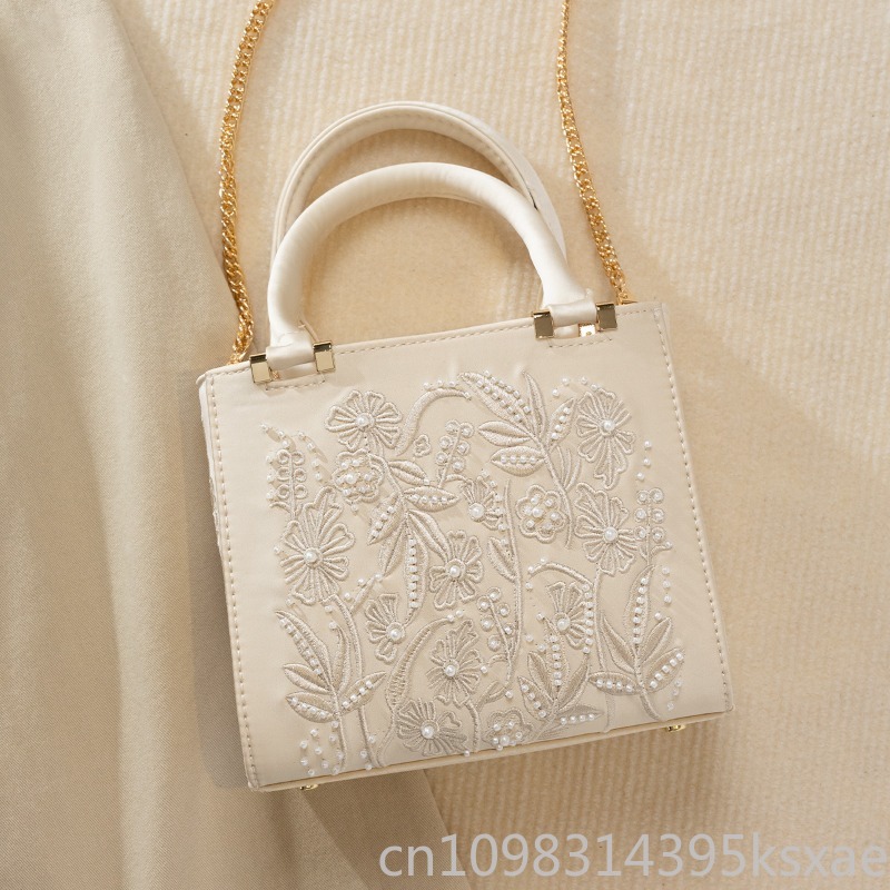 حقيبة يد مطرزة باللؤلؤ، حقيبة  - مراجعة Structured Handbag Top Handle وسعره
