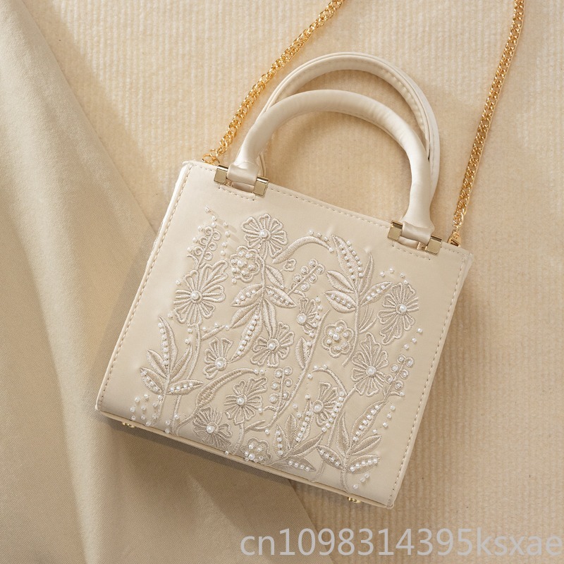 حقيبة يد مطرزة باللؤلؤ، حقيبة  - مراجعة Structured Handbag Top Handle وسعره