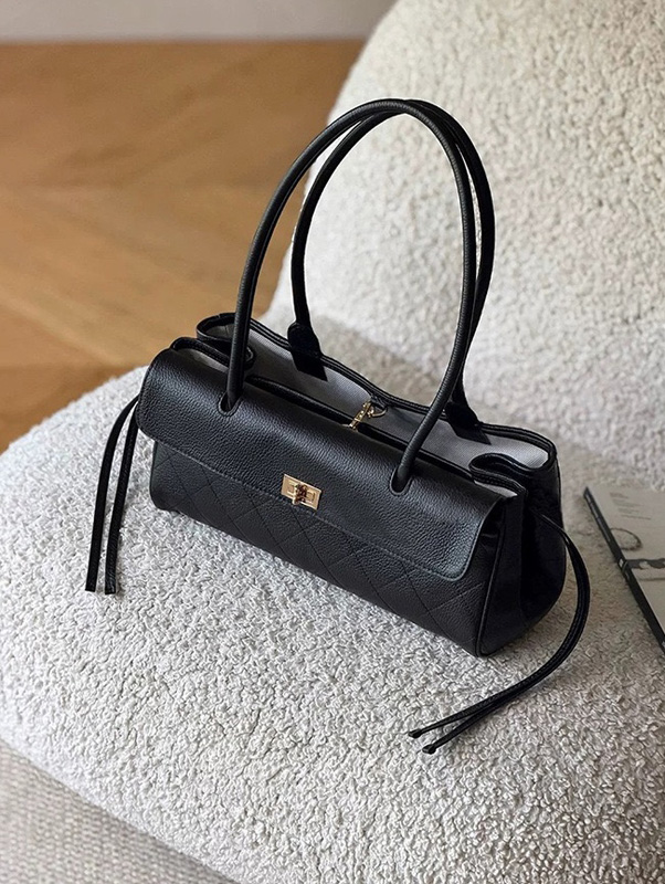 CLAREGQI 2026 حقيبة كتف نسائية - مراجعة Structured Handbag Top Handle وسعره