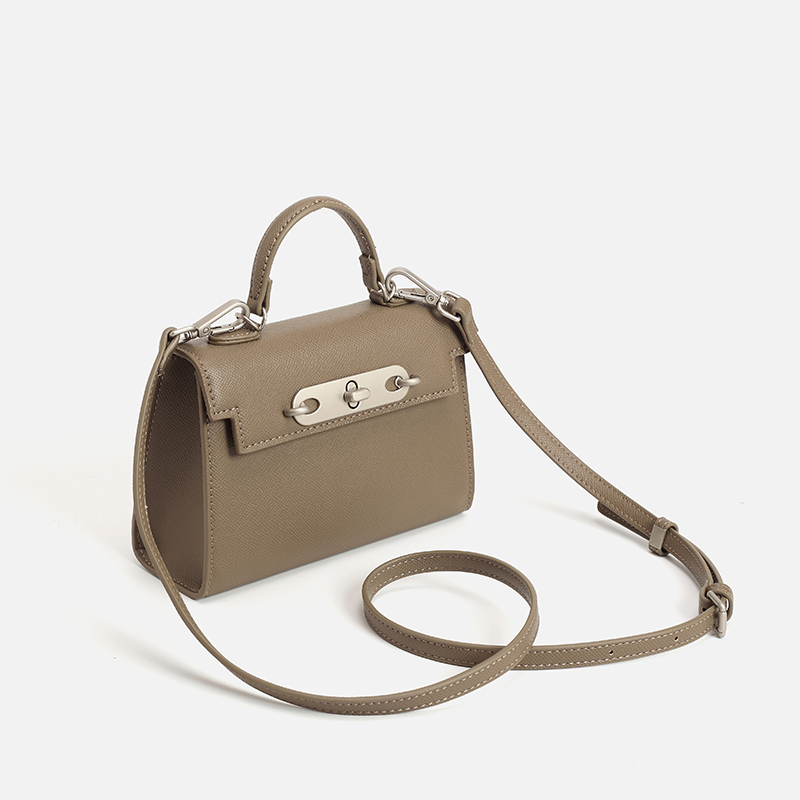 حقيبة يد نسائية من الجلد الساف - مراجعة Structured Handbag Top Handle وسعره