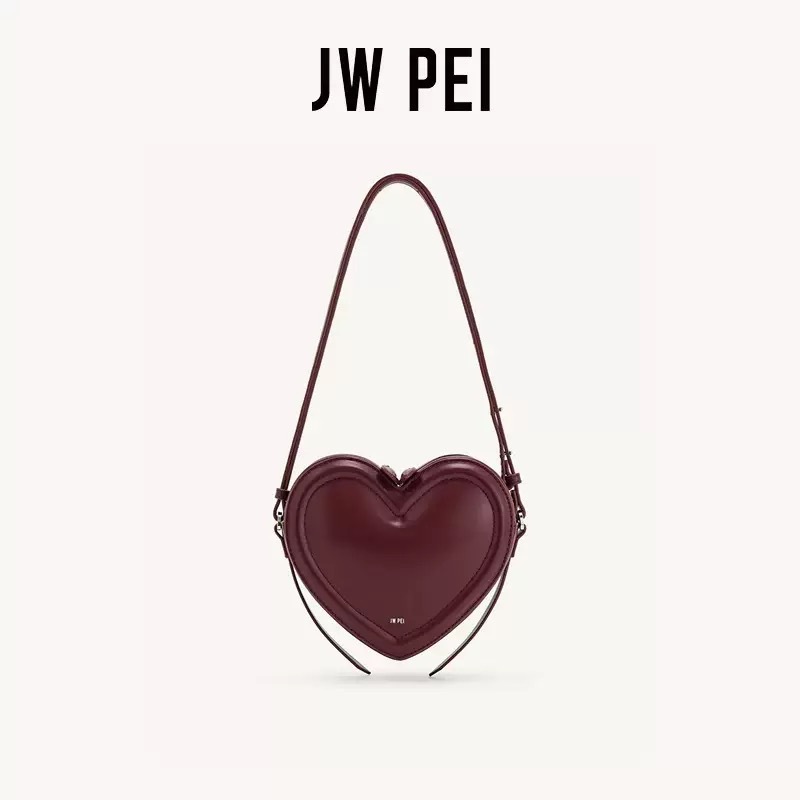 حقيبة كتف على شكل قلب من JW PE - مراجعة Shoulder Bag Slouchy وسعره